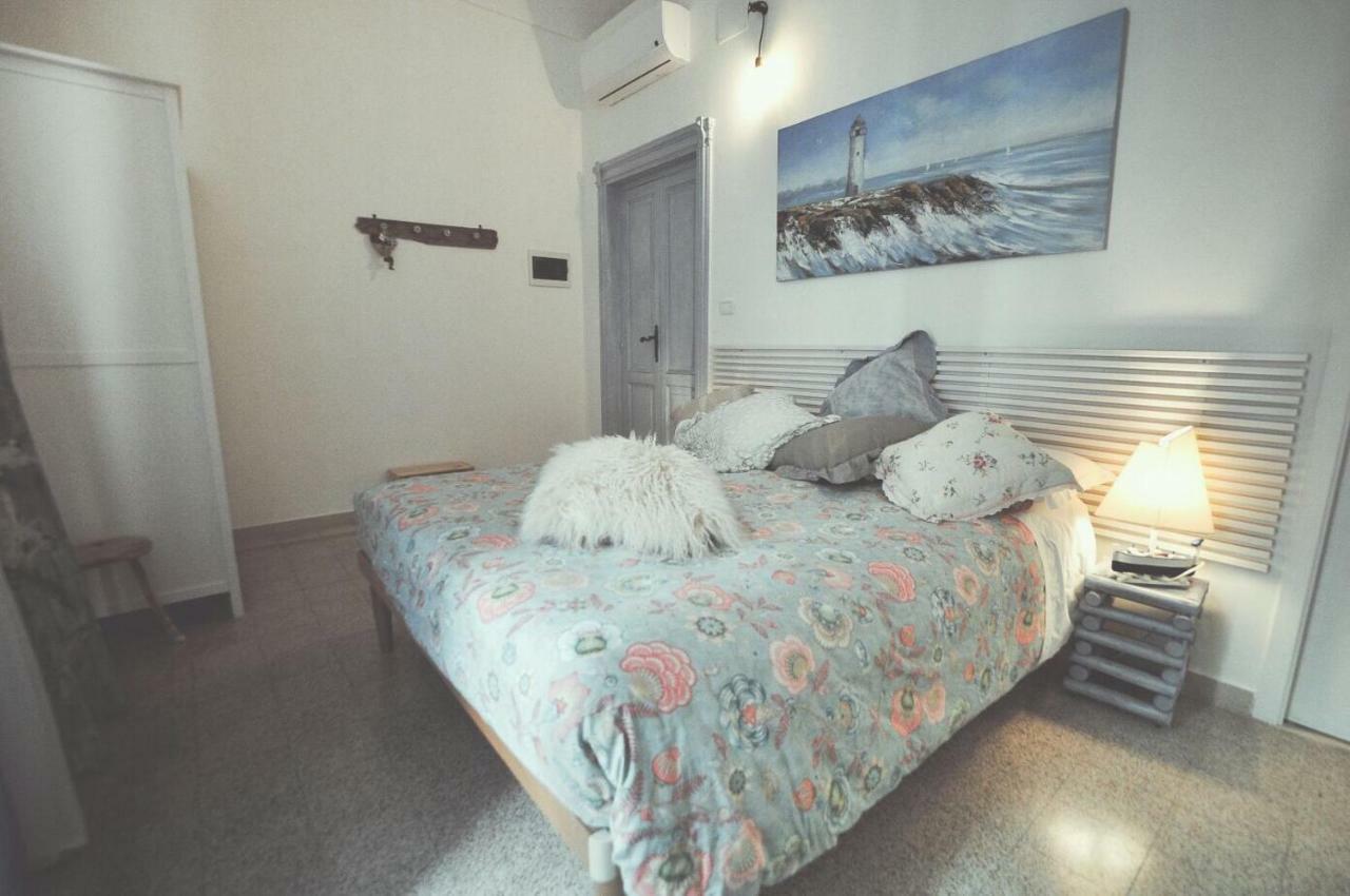 B&B Le Ferule Manfredonia Bagian luar foto