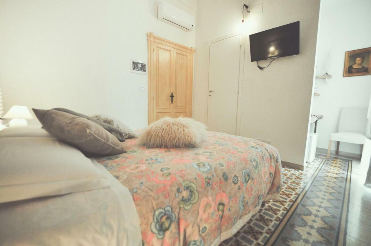 B&B Le Ferule Manfredonia Bagian luar foto